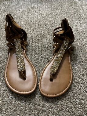 Route 66 Brown Sandal with Gold Glitter T-Bar